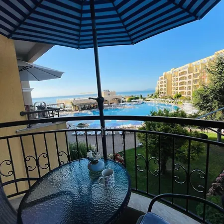 Apartament S Vyhledem Na Midia Family ,aheloy
