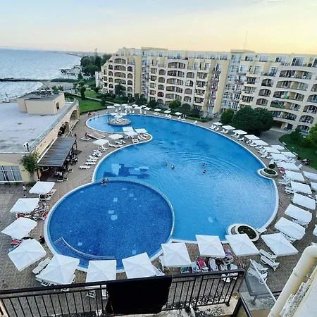 Apartament S Vyhledem Na Midia Family ,aheloy